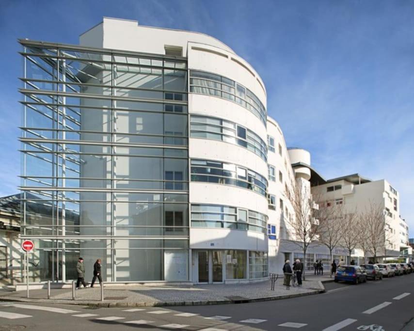 Апартаменты Le Ouistiti - 50 M De La Gare - Parking Prive Тур Экстерьер фото